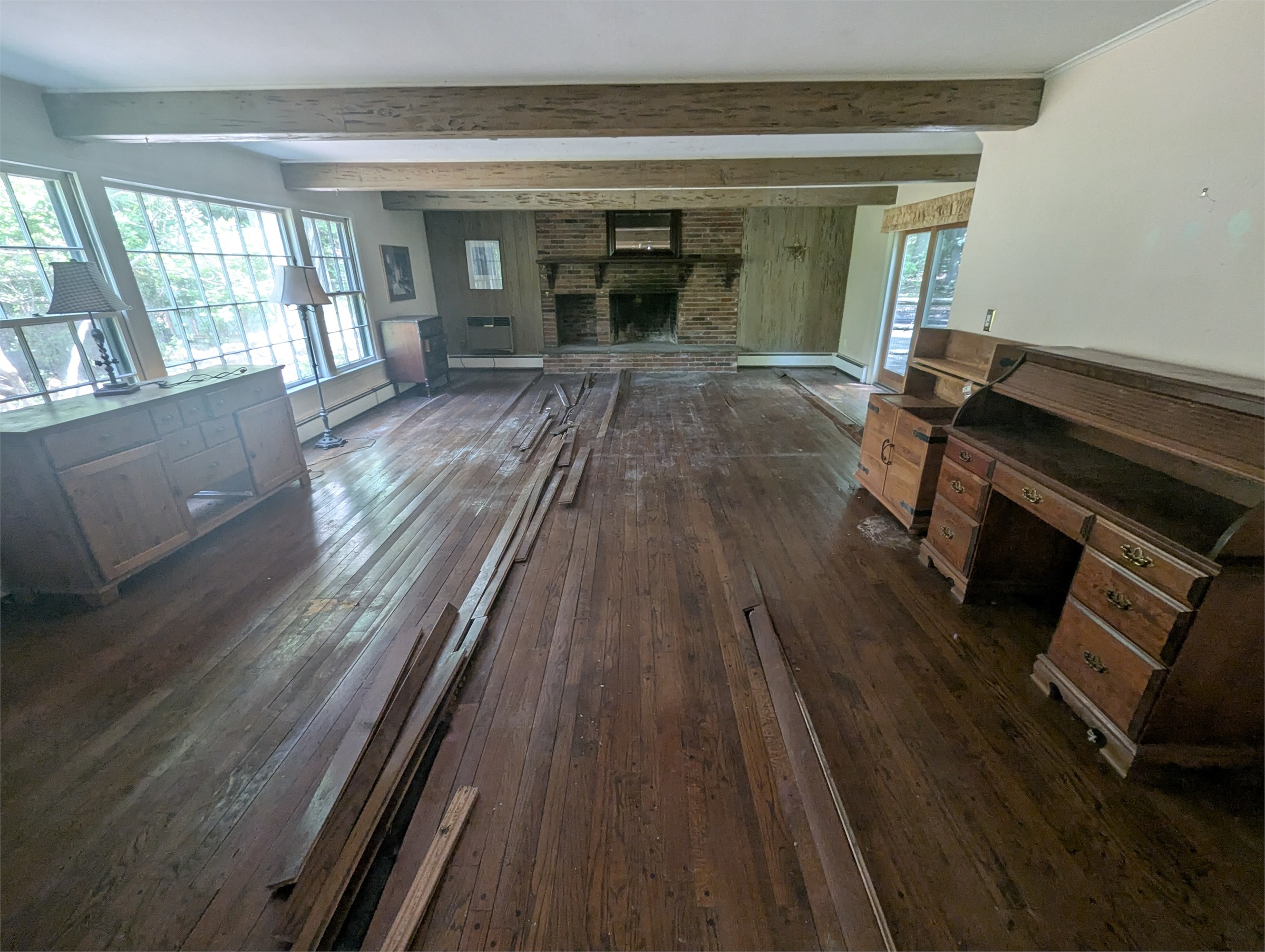 Home interior after estate cleanout